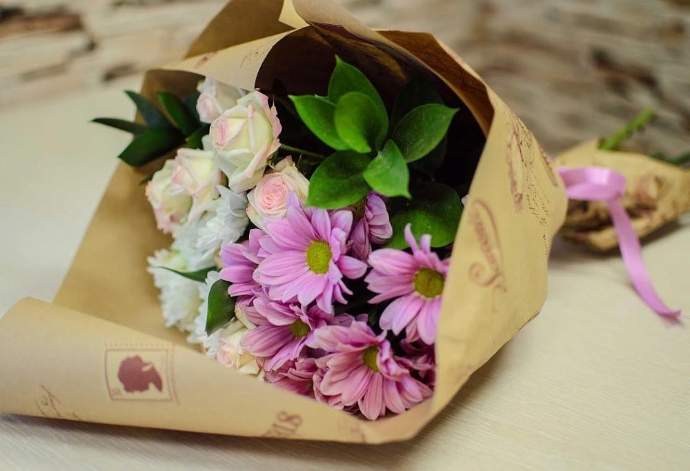 Букет цветов из: Розы и Хризантемы в Арамиле