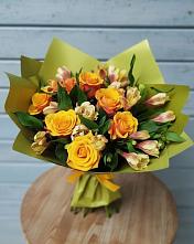 Букет цветов из:  Альстромерии и Розы в Арамиле
