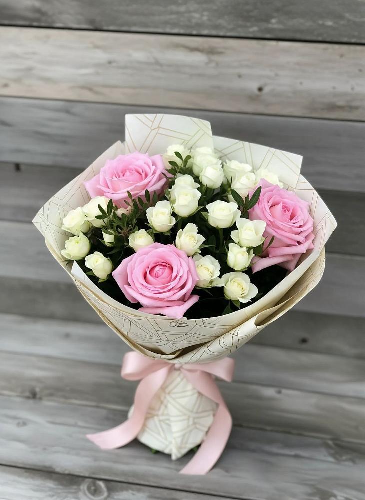 Букет цветов из: Розы в Арамиле