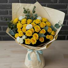 Букет цветов из:  Розы #REPLACE_PRED# Арамиле