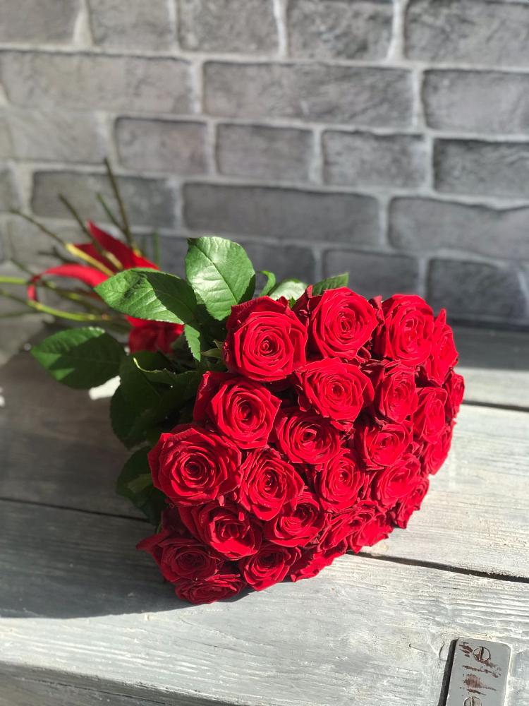 Букет Красные розы Фридом в Арамиле