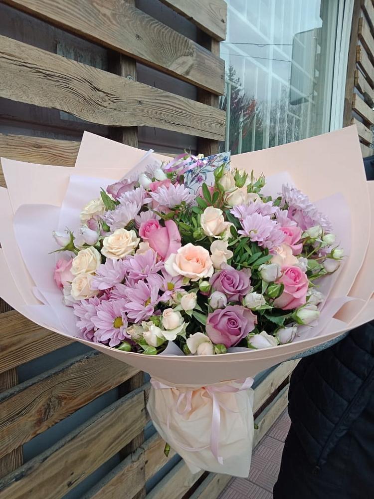 Букет цветов из: Розы и Хризантемы в Арамиле