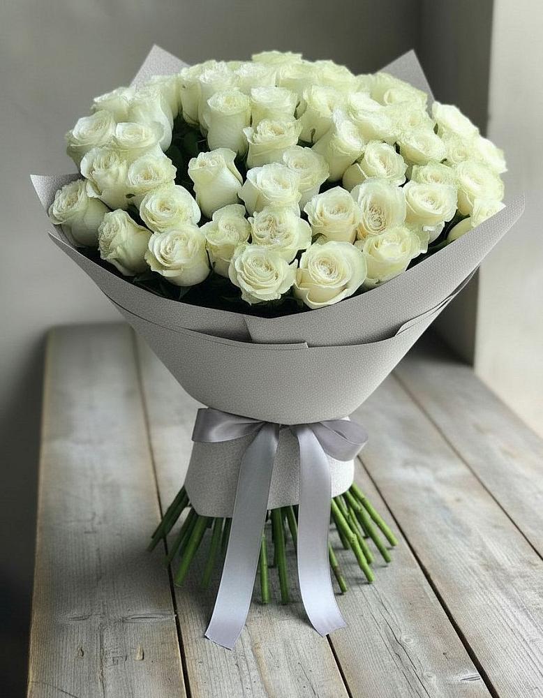 Букет 35 Белых роз в Арамиле