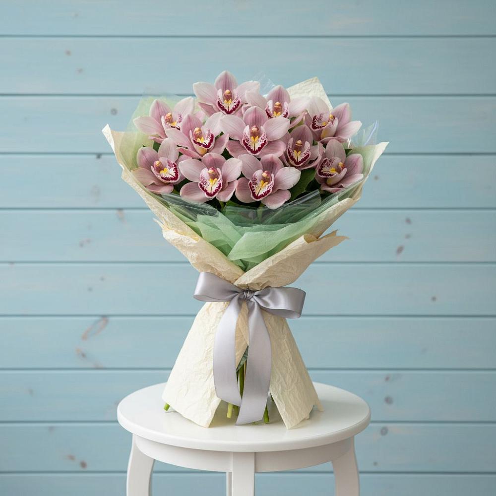 Букет цветов из: Орхидеи и Розы в Арамиле