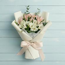 Букет цветов из:  Альстромерии #REPLACE_PRED# Арамиле