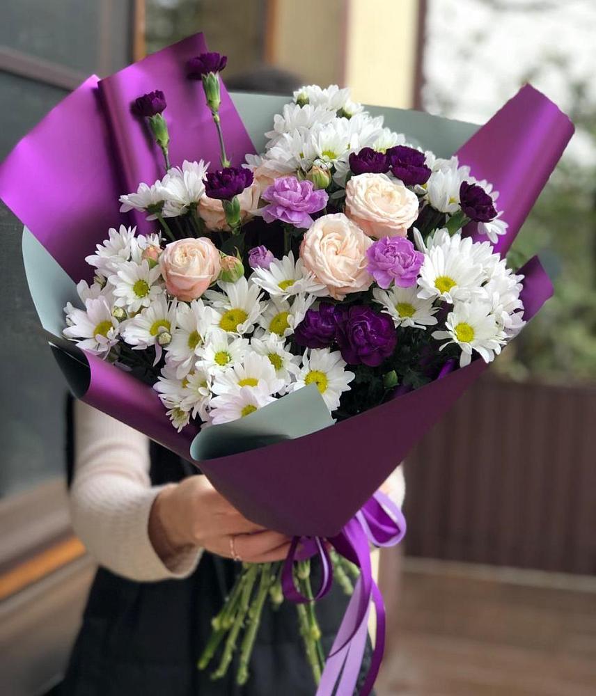Букет цветов из: Хризантемы, Гвоздики и Розы в Арамиле