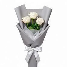 Букет 3 белые розы в Арамиле