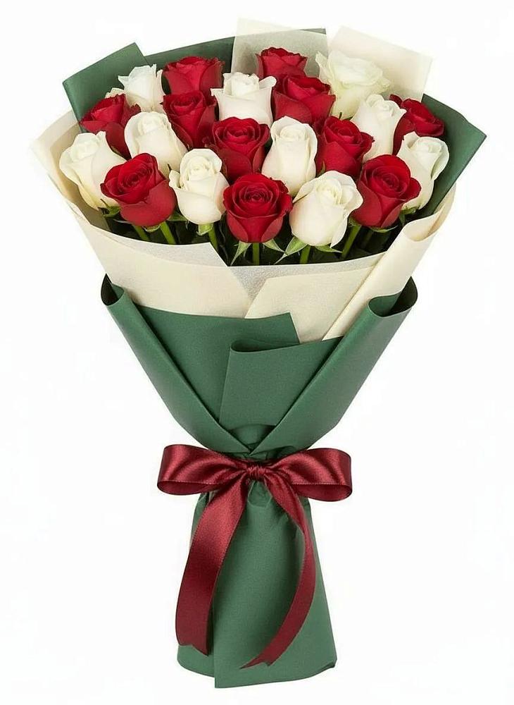 Букет Микс из красных и белых роз в Арамиле