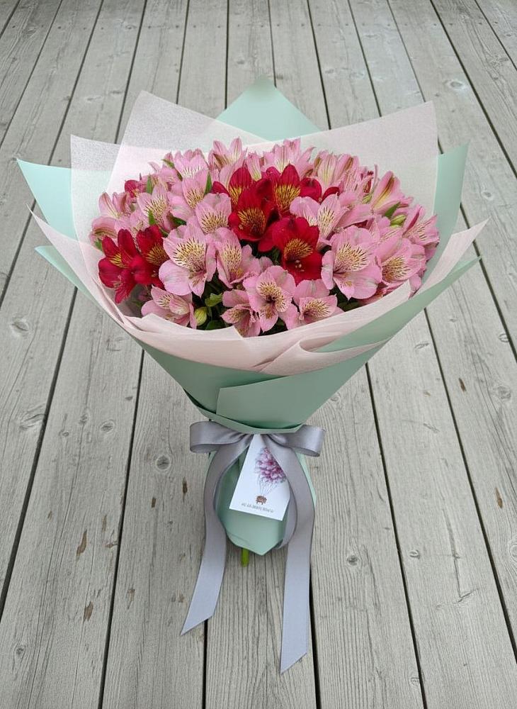 Букет цветов из: Альстромерии в Арамиле