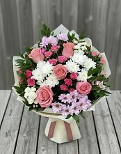 Букет цветов из:  Альстромерии, Гвоздики, Розы и Хризантемы в Арамиле