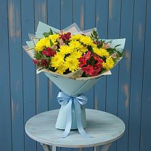 Букет цветов из:  Альстромерии и Хризантемы в Арамиле