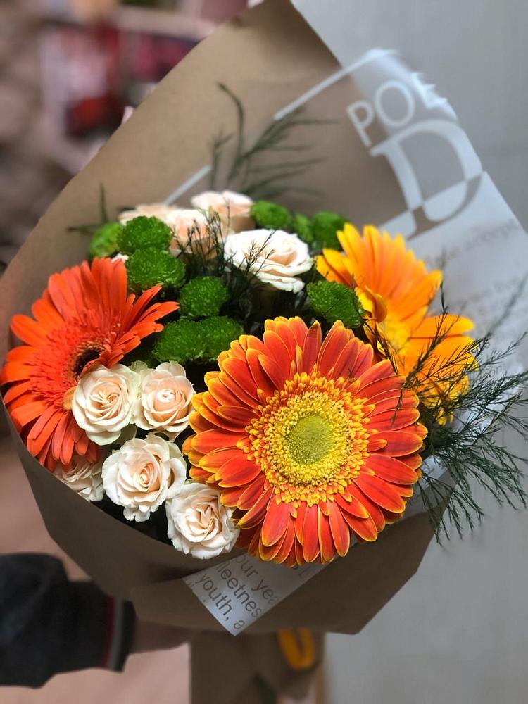 Букет цветов из: Герберы, Хризантемы и Розы в Арамиле