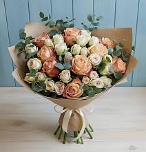 Букет цветов из:  Альстромерии и Розы в Арамиле